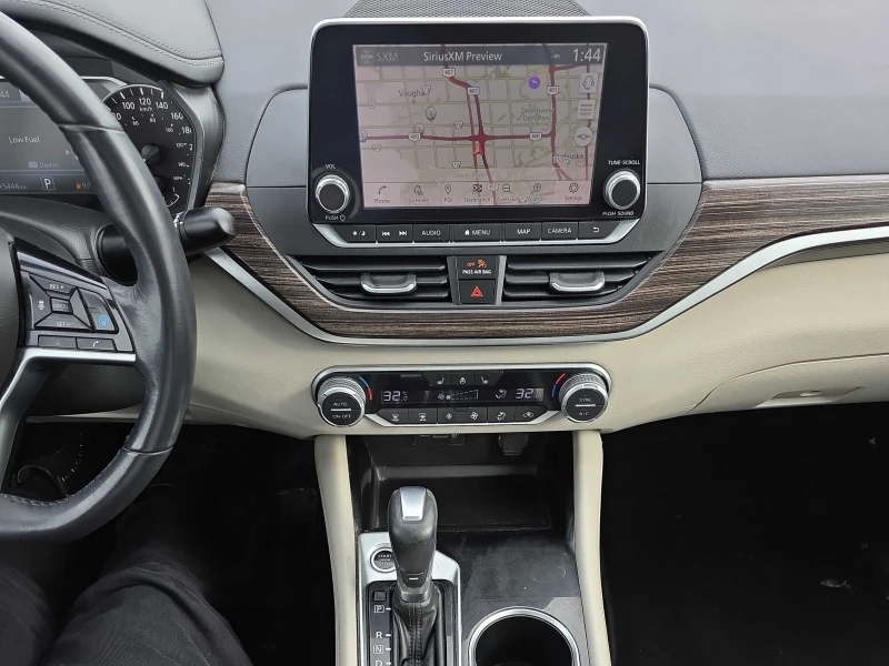 Nissan Altima 2.5L| 4x4| CARFAX| PANORAMA| , снимка 6 - Автомобили и джипове - 53361391