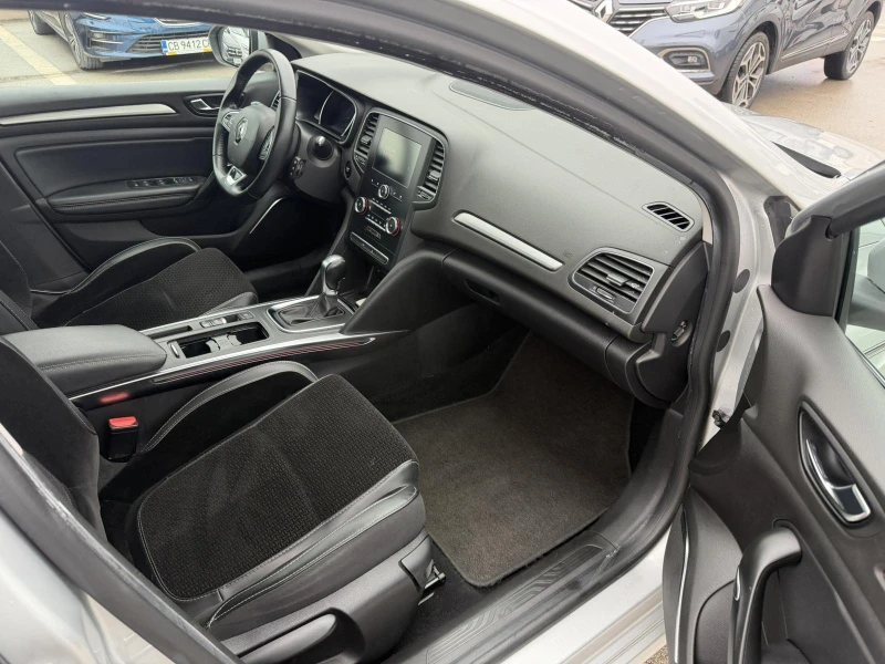 Renault Megane 1.3 Tce 140к.с., снимка 11 - Автомобили и джипове - 53494901