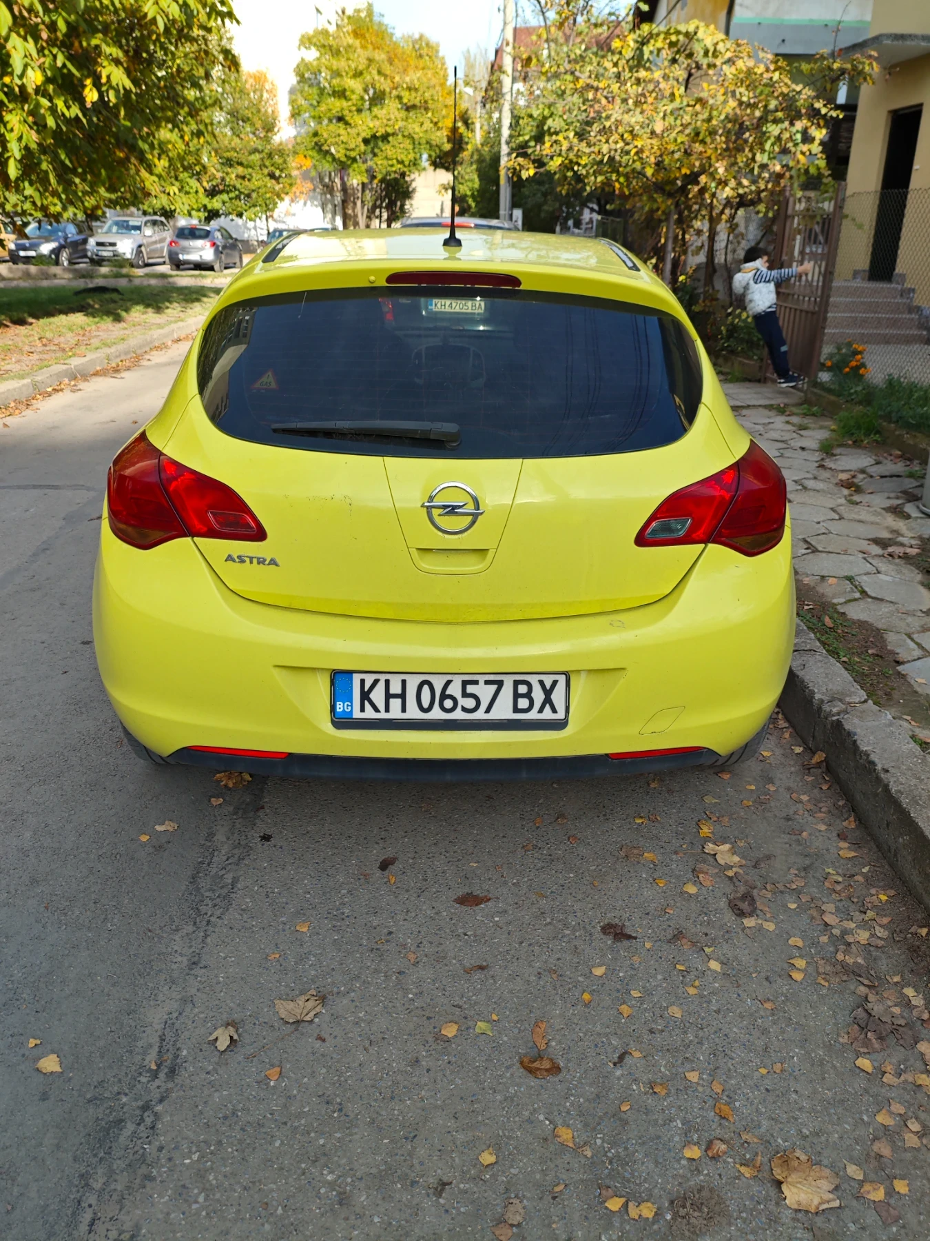 Opel Astra J - изображение 3