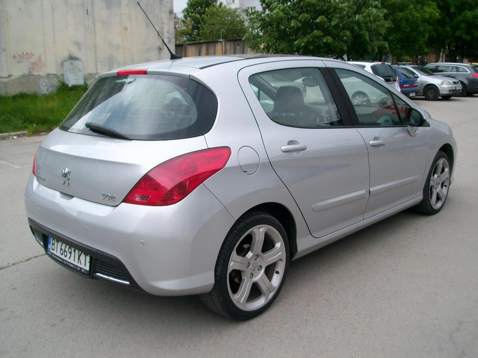 Peugeot 308 1.6i 150 ps !!!  Всички екстри за модела !!!       - изображение 5