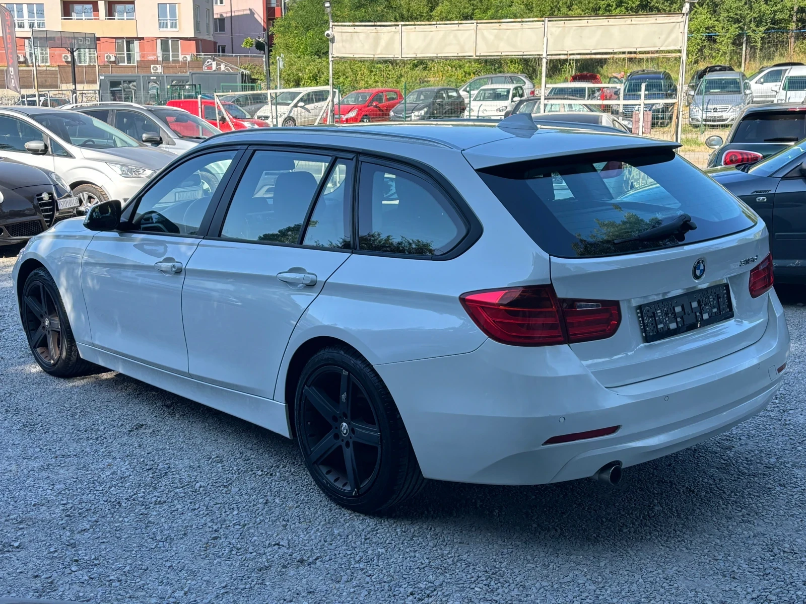 BMW 318 2.0 D - изображение 4