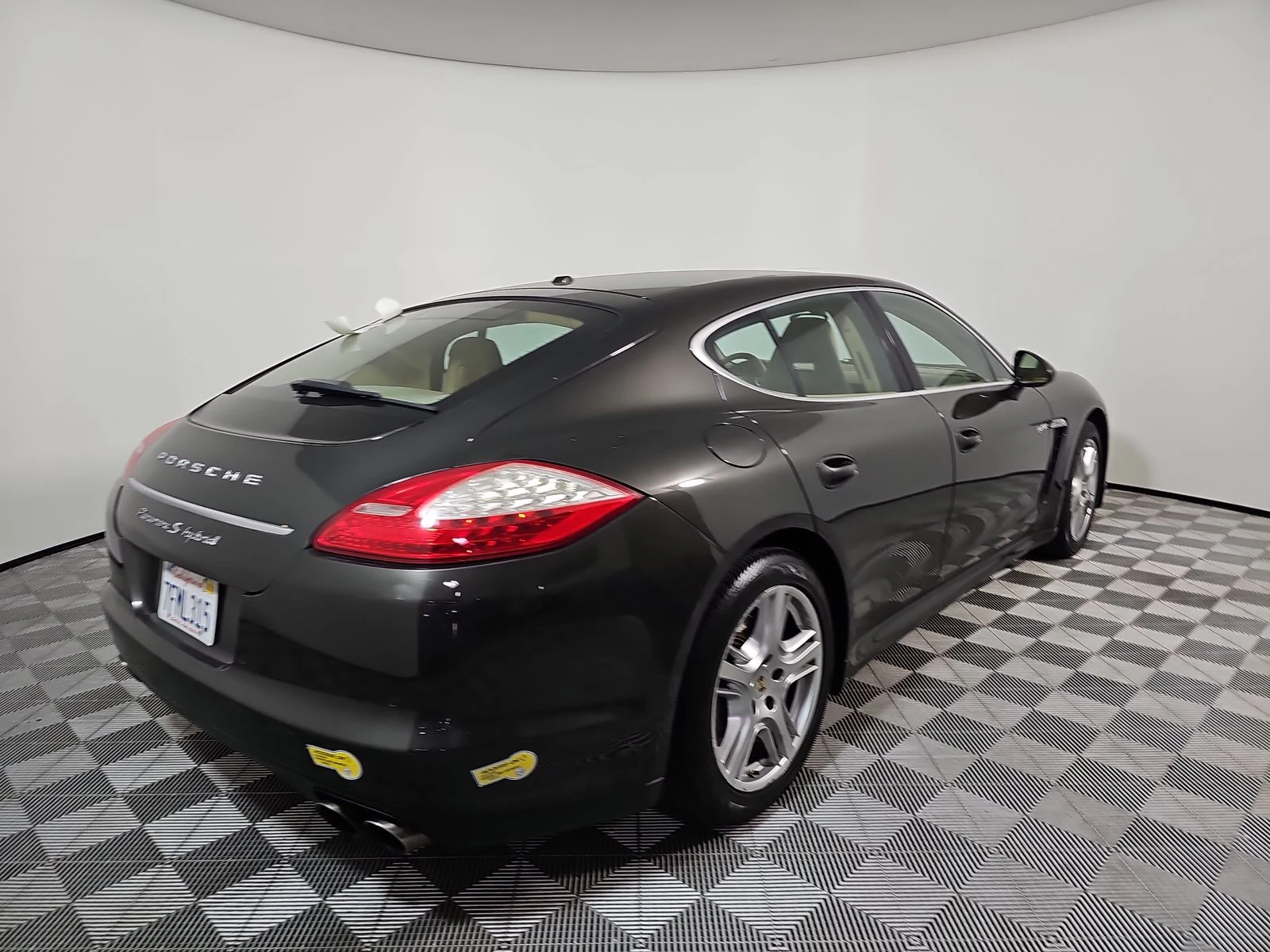 Porsche Panamera S HYBRID* BOSE* ПОДГРЕВ* ОБДУХ* NAVI* КАМЕРА - изображение 6