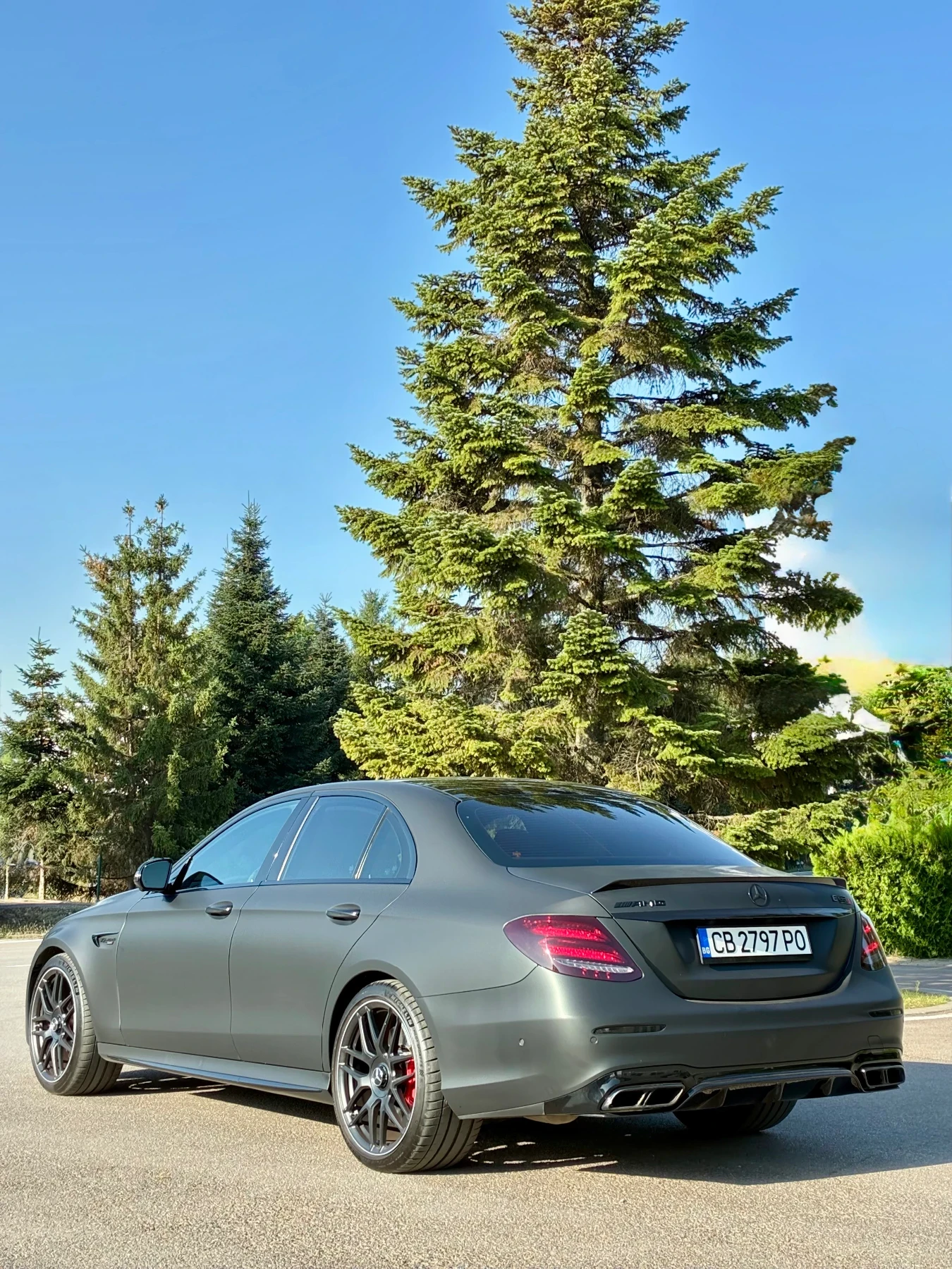 Mercedes-Benz E 63 AMG  S 4MATIC +  - изображение 7