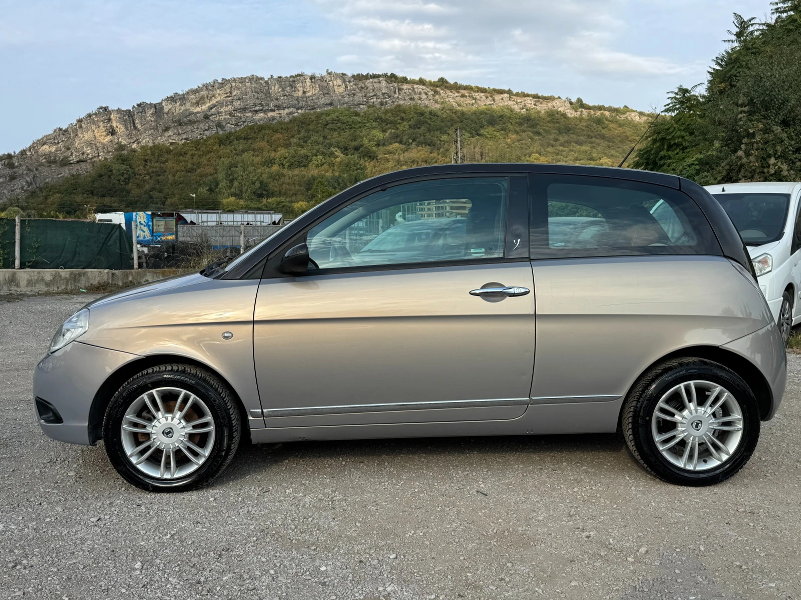 Lancia Ypsilon 1.3mjt-75к.с-ИТАЛИЯ - изображение 3