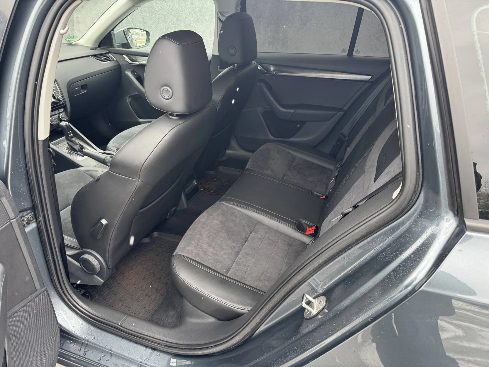 Skoda Octavia SCOUT 2.0 TDI | Mobile.bg � ����������� 16
