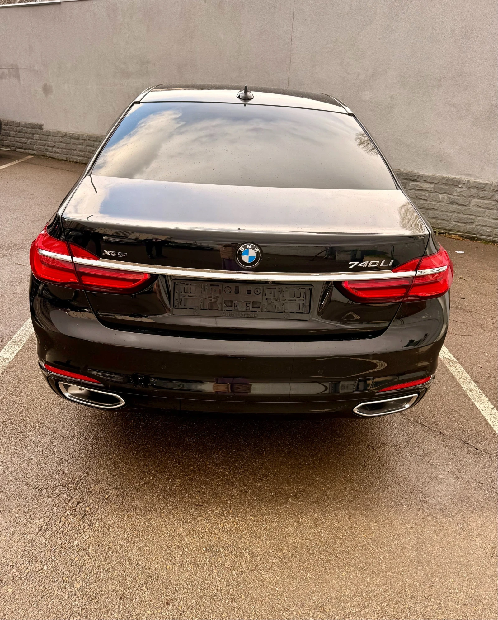 BMW 740 Li Xdrive - Първи собственик от BMW - изображение 3