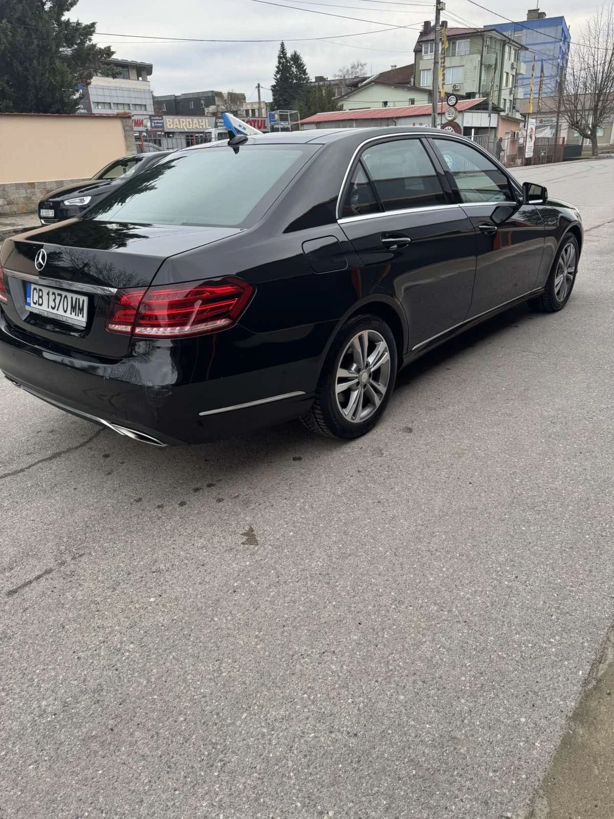 Mercedes-Benz E 350  - изображение 3
