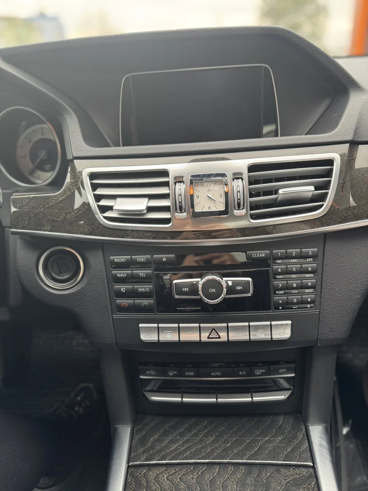 Mercedes-Benz E 350  - изображение 2