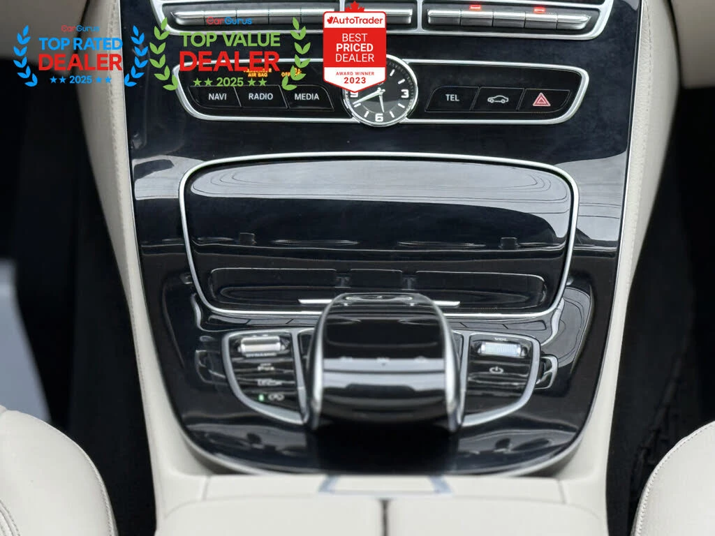 Mercedes-Benz E 300 * AMG Line * HeadUp * * AвтоКредит* (ЦЕНА ДО БГ), снимка 11 - Автомобили и джипове - 53799656