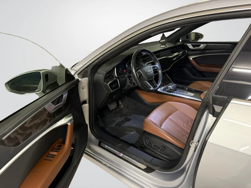 Audi A7 55 TFSI quattro* АвтоКредит* (Цена до БГ) , снимка 15 - Автомобили и джипове - 53870419