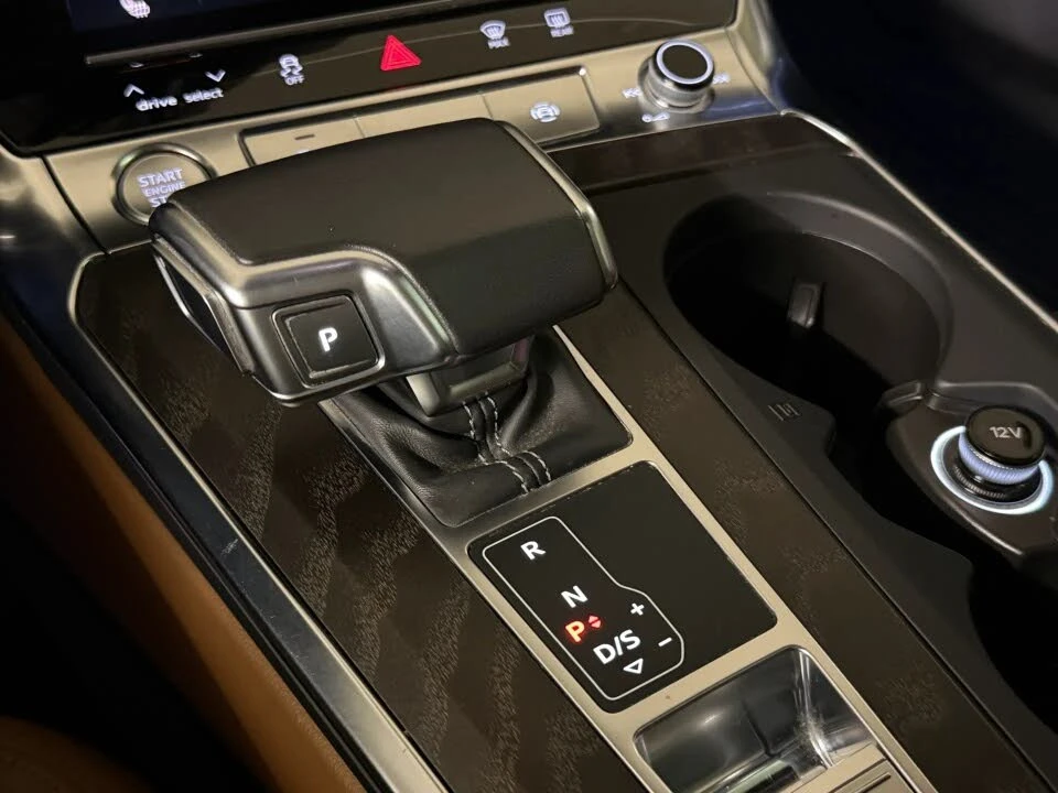 Audi A7 55 TFSI quattro* АвтоКредит* (Цена до БГ) , снимка 16 - Автомобили и джипове - 53870419