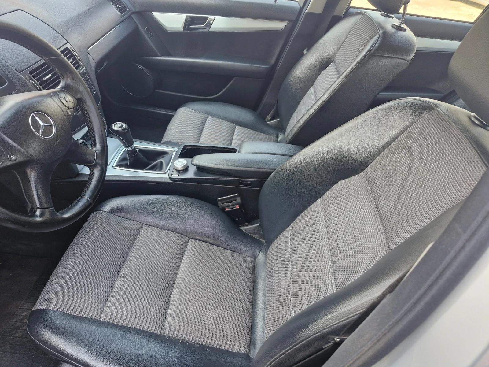 Mercedes-Benz C 200 CDI Avantgarde , снимка 7 - Автомобили и джипове - 53889763