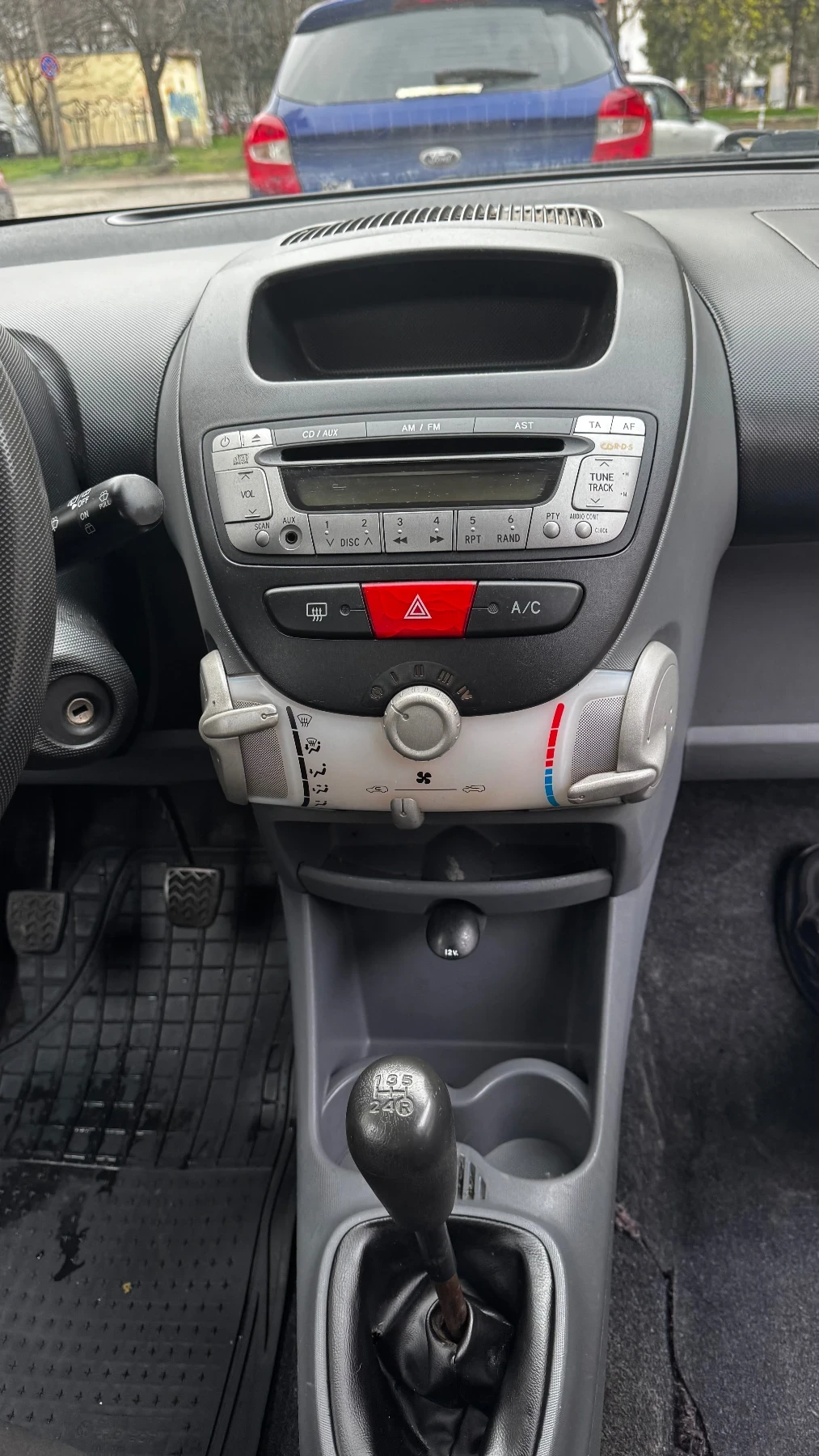 Toyota Aygo, снимка 7 - Автомобили и джипове - 53971438