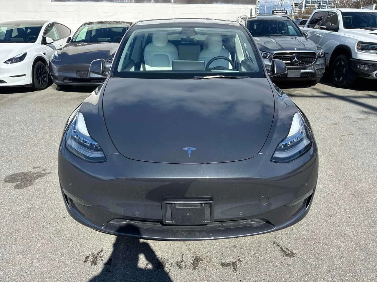 Tesla Model Y Long Range AWD /7 Passenger/FULL SELF DRIVING, снимка 2 - Автомобили и джипове - 53998554