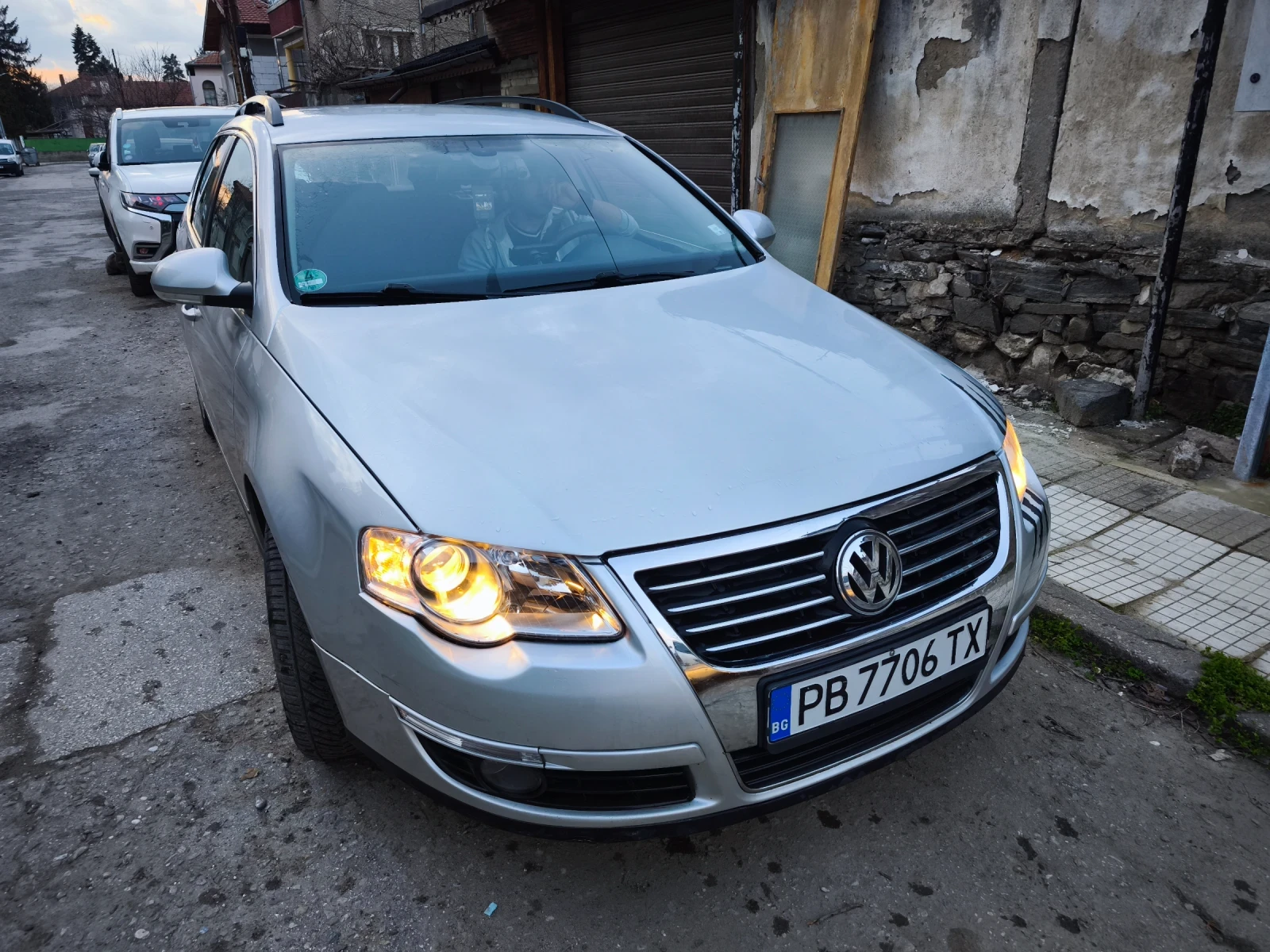 VW Passat, снимка 3 - Автомобили и джипове - 54339441