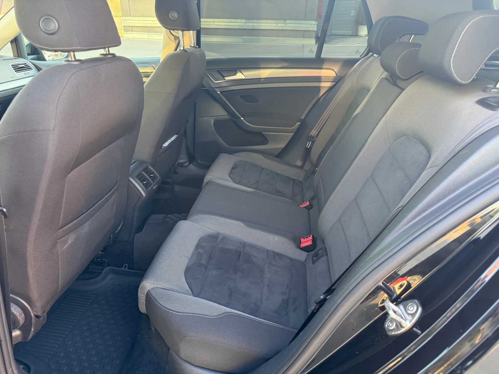 VW Golf Bluemotion, снимка 11 - Автомобили и джипове - 54414985