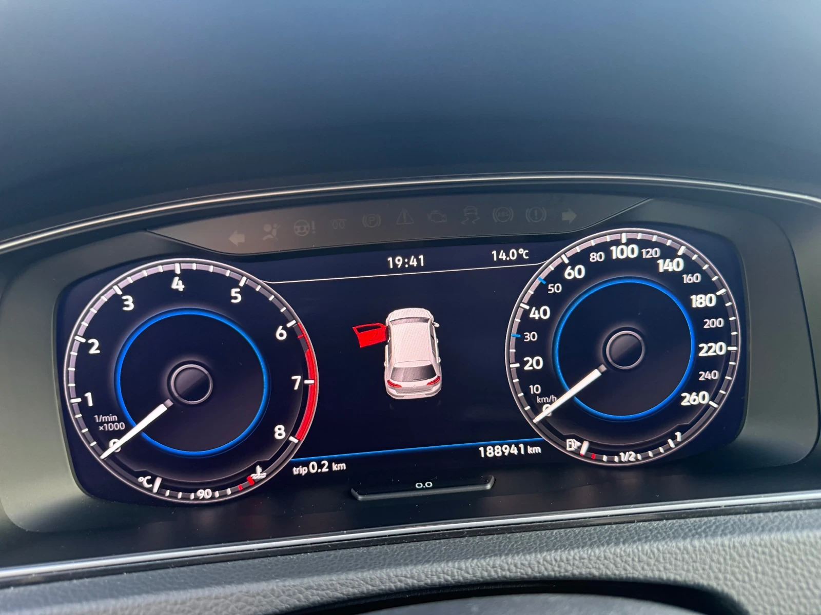 VW Golf Bluemotion, снимка 9 - Автомобили и джипове - 54414985