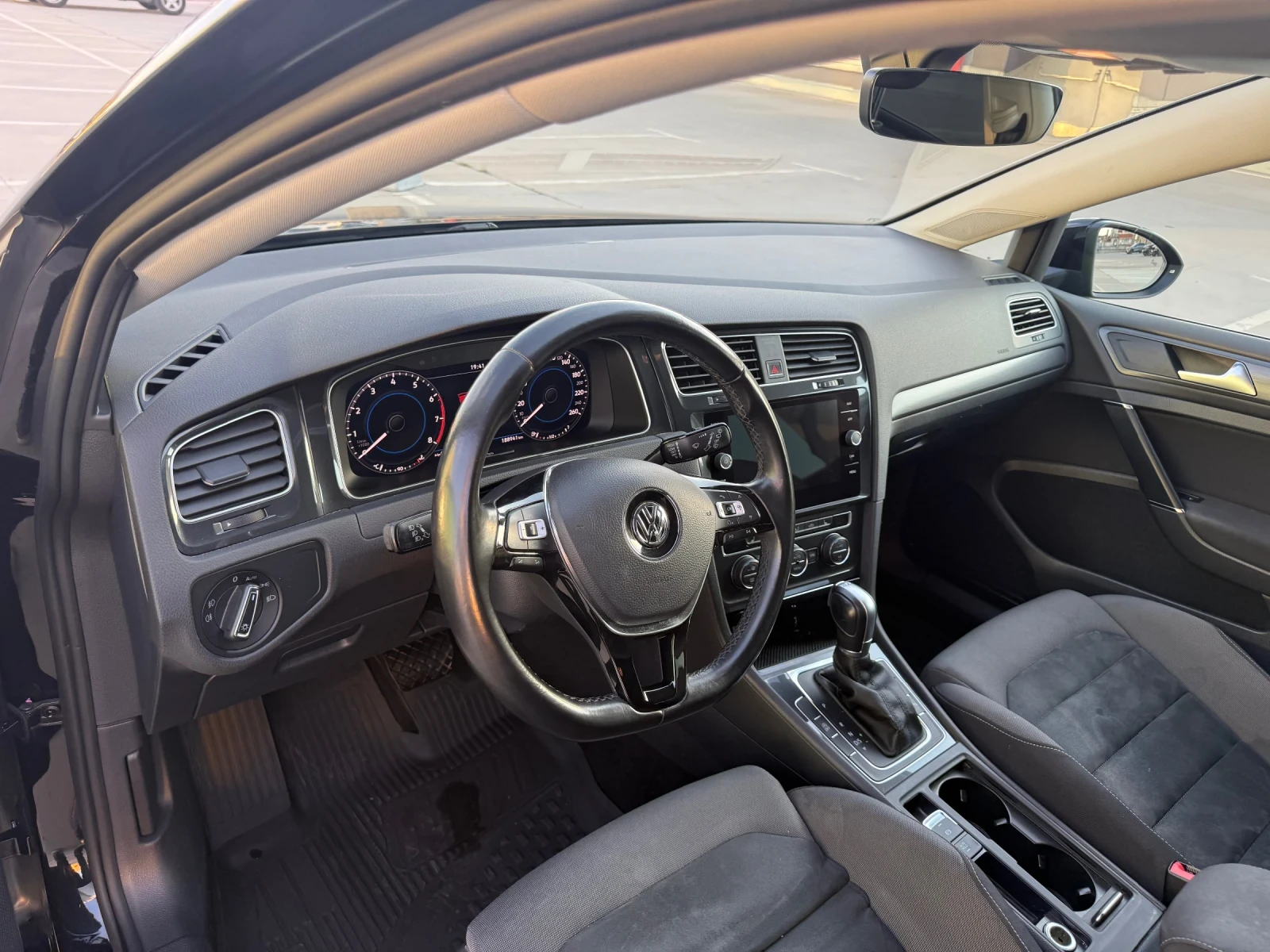 VW Golf Bluemotion, снимка 7 - Автомобили и джипове - 54414985