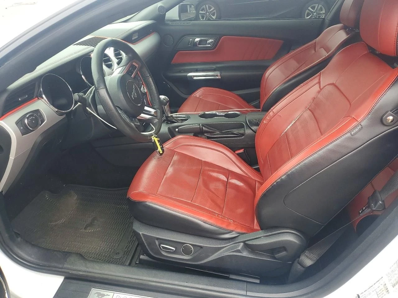Ford Mustang, снимка 7 - Автомобили и джипове - 54424978