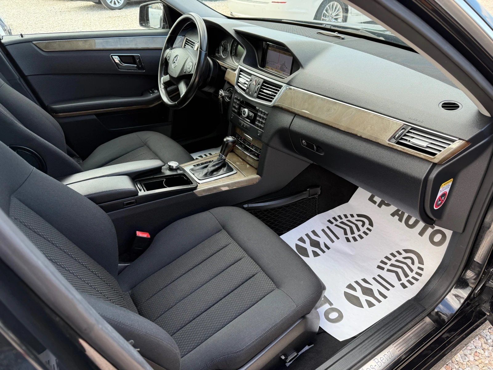 Mercedes-Benz E 220 2.2cdi* 170k.c* ТOP, снимка 9 - Автомобили и джипове - 54543838