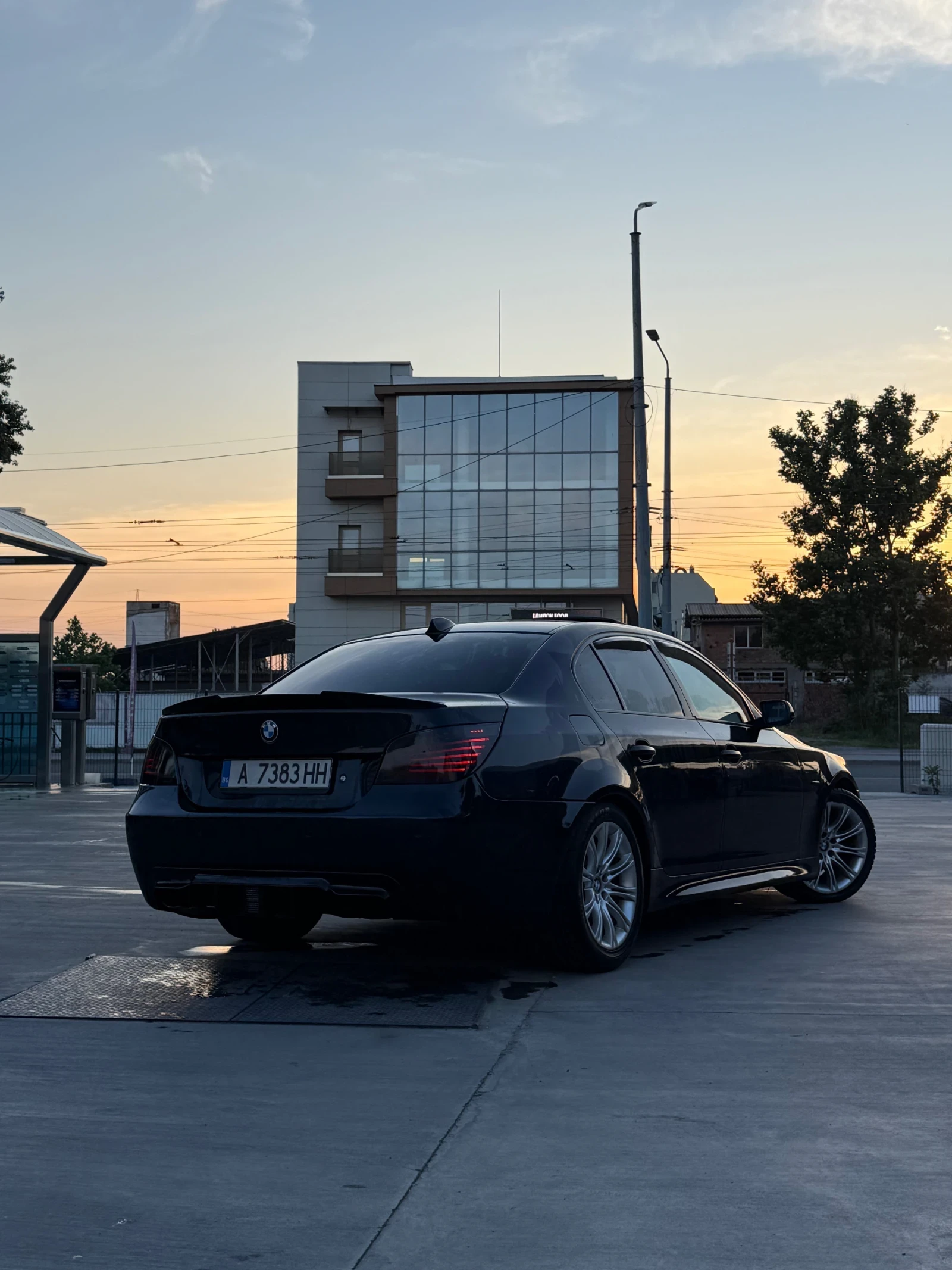 BMW 530, снимка 3 - Автомобили и джипове - 54803978