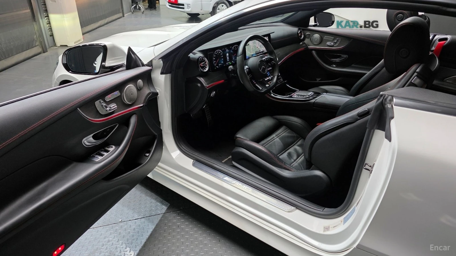 Mercedes-Benz E 53 AMG COUPE* 4MATIC* ПОДГРЕВ* ОБДУХВАНЕ* 360* HUD* , снимка 8 - Автомобили и джипове - 54914126