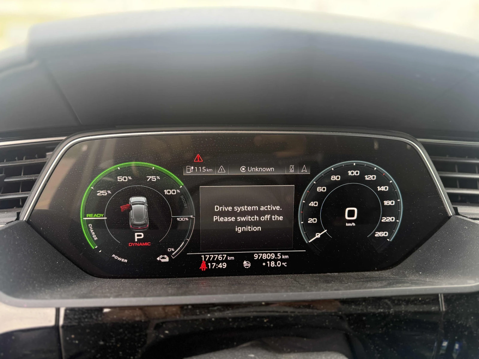 Audi E-Tron Progressiv/   ПРОГНОЗНА ЦЕНА ДО БЪЛГАРИЯ, снимка 8 - Автомобили и джипове - 55338955
