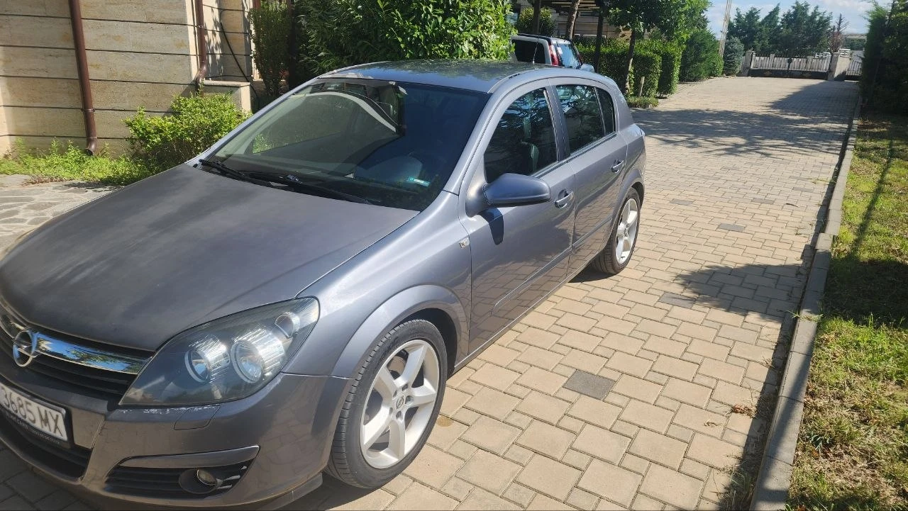 Opel Astra, снимка 3 - Автомобили и джипове - 55424954