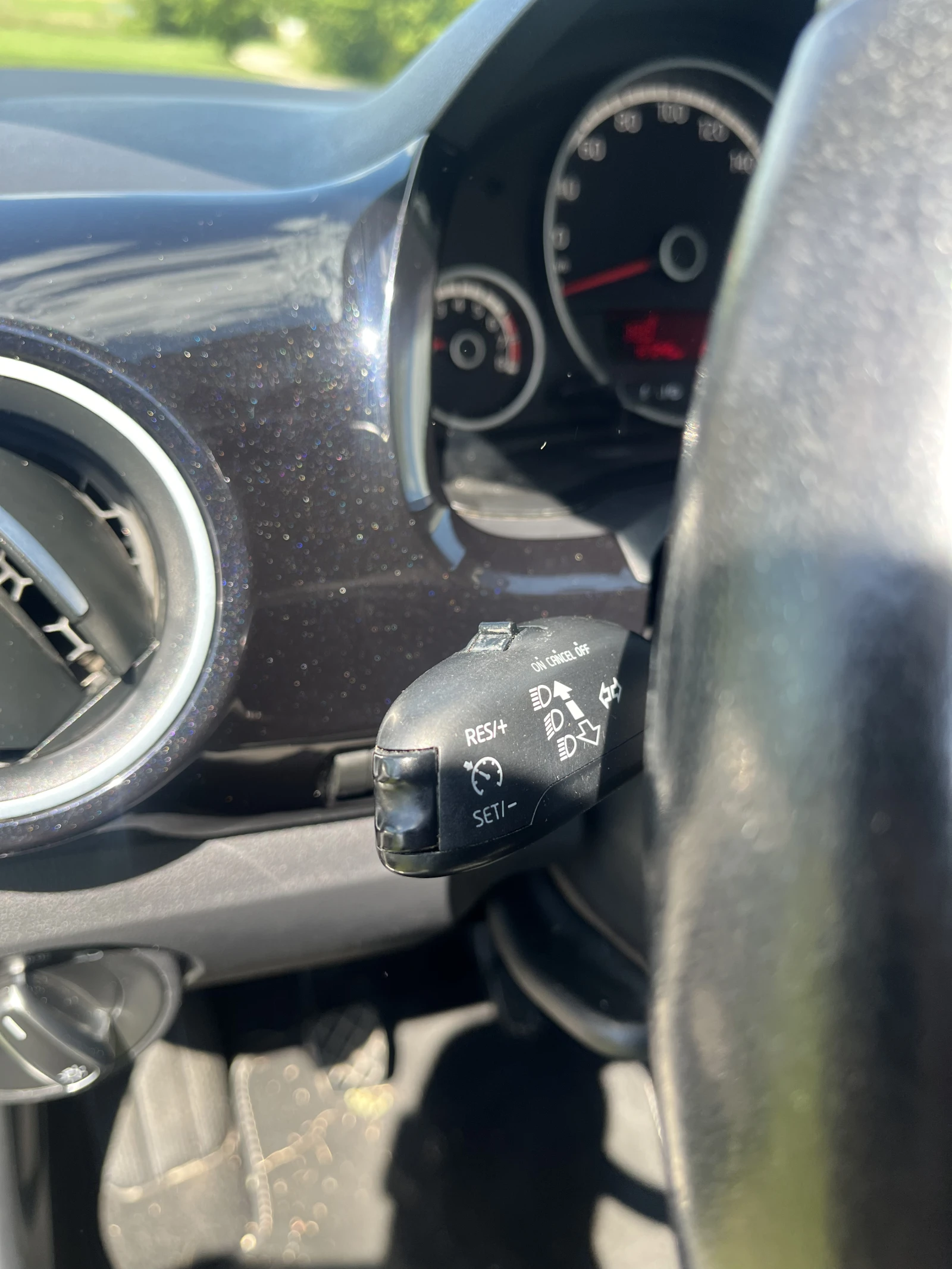 VW Up CNG, снимка 14 - Автомобили и джипове - 55482023