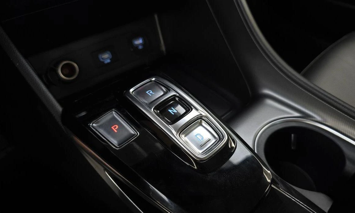 Hyundai Sonata 2.0 LPG Smart  * koreiskikoli.bg * , снимка 9 - Автомобили и джипове - 55654564