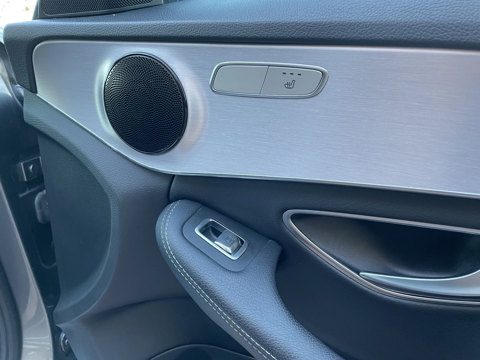 Mercedes-Benz C 180 Avantgarde Business, снимка 16 - Автомобили и джипове - 55963864