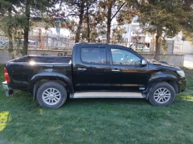 Toyota Hilux Автоматик, 4х4, навигация, снимка 3