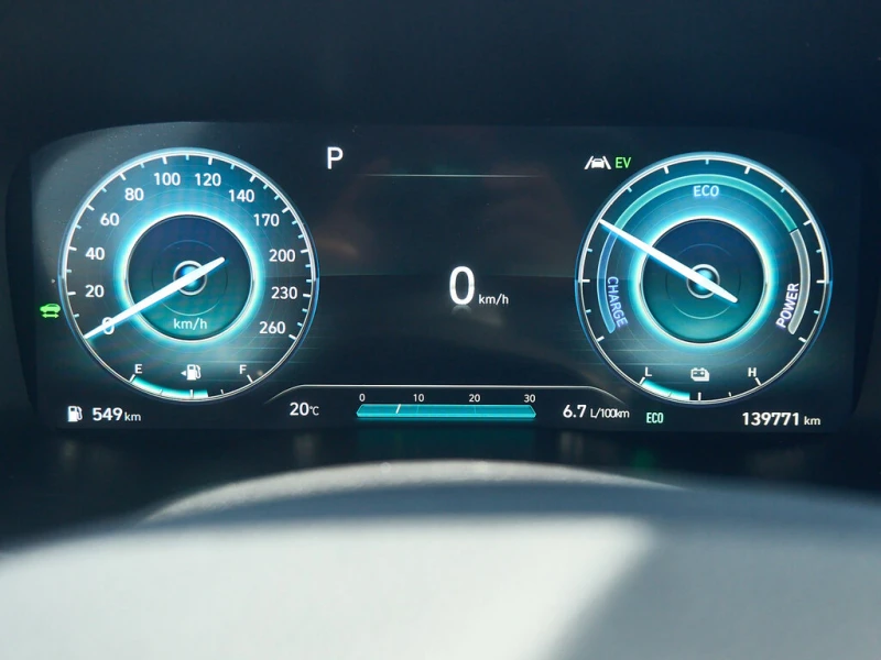 Hyundai Santa fe Hybrid Luxury| Adaptive Cruise| SunRoof| AWD, снимка 11 - Автомобили и джипове - 52319423