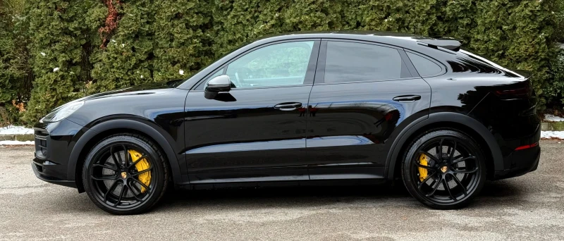 Porsche Cayenne Turbo GT/Carbon/3xTV/Ceramic/Approved 2028, снимка 4 - Автомобили и джипове - 53355615
