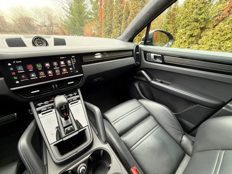 Porsche Cayenne Turbo GT/Carbon/3xTV/Ceramic/Approved 2028, снимка 9 - Автомобили и джипове - 53355615