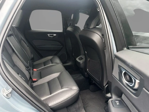 Volvo XC60 B5 AWD = Plus Dark = Гаранция - изображение 7