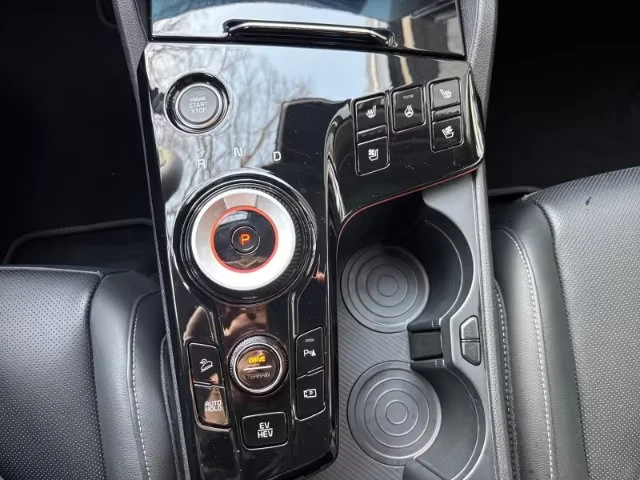 Kia Sportage 1.6PHEV/252HP/4X4/360/NAVI/DIGITAL/ACC/AMBI/262z, снимка 16 - Автомобили и джипове - 54078671