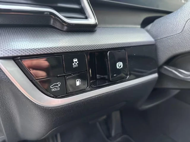 Kia Sportage 1.6PHEV/252HP/4X4/360/NAVI/DIGITAL/ACC/AMBI/262z, снимка 13 - Автомобили и джипове - 54078671