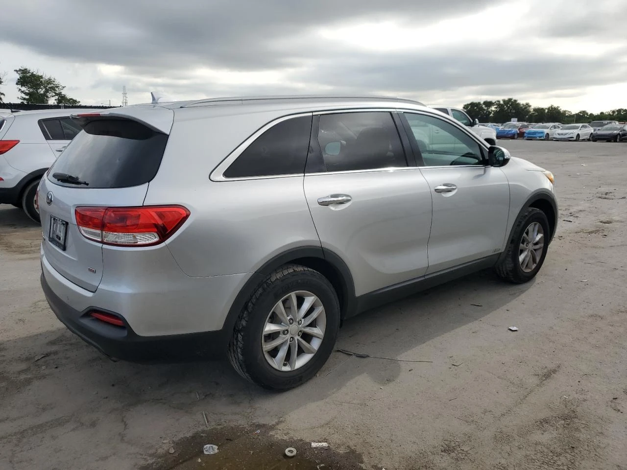 Kia Sorento LX 2.4L 4X4 * ДИРЕКТНО ЗАКУПУВАНЕ*  - изображение 4