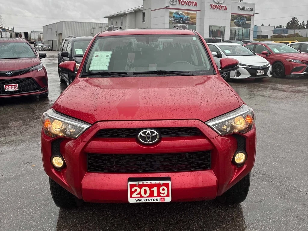 Toyota 4runner * 4WD * CARFAX * БЕЗ ПЪРВОНАЧАЛНА ВНОСКА - изображение 2