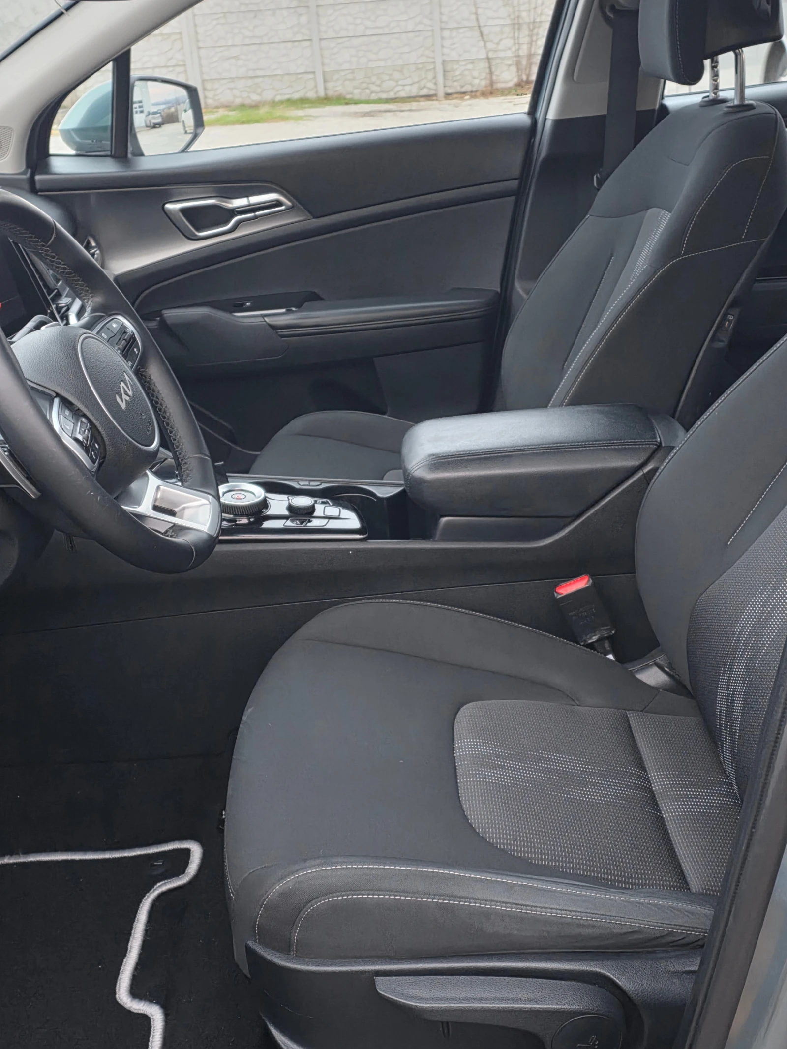 Kia Sportage Sportage 1.6 T-GDi 230ch HEV Active Business BVA6  - изображение 8