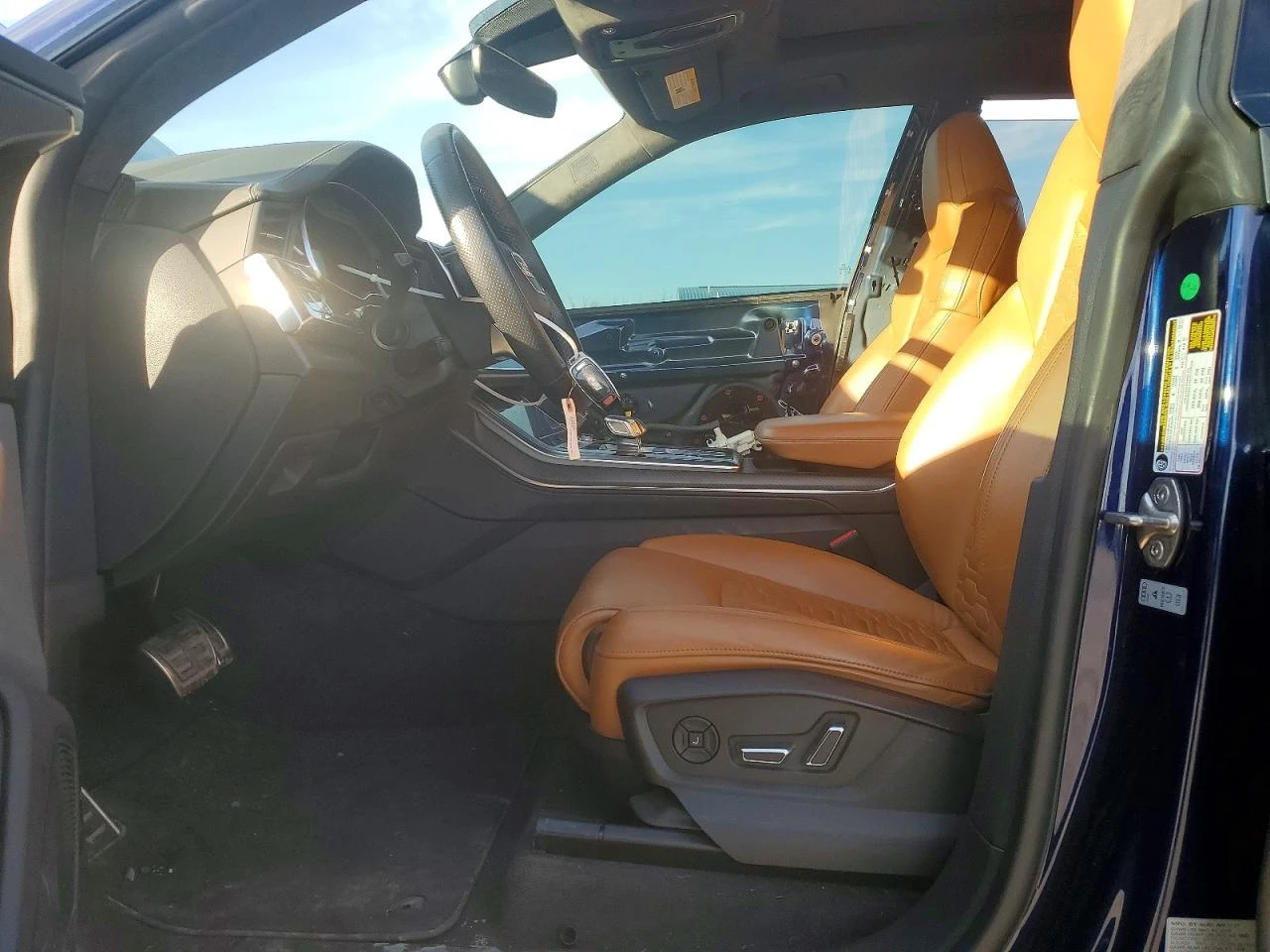 Audi RSQ8 MATRIX| DISTRONIC| HuD| BANG&OLUFSEN, снимка 7 - Автомобили и джипове - 53918557