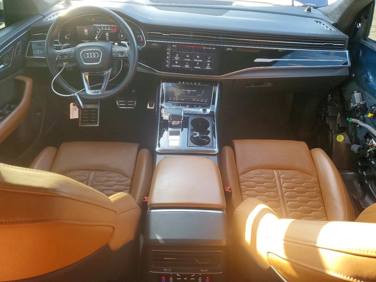 Audi RSQ8 MATRIX| DISTRONIC| HuD| BANG&OLUFSEN, снимка 8 - Автомобили и джипове - 53918557