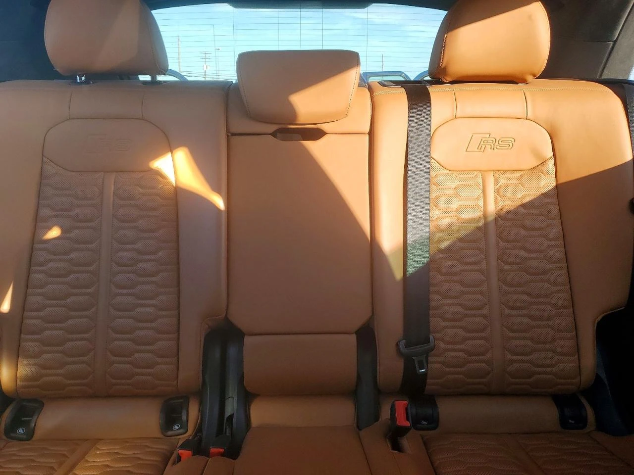 Audi RSQ8 MATRIX| DISTRONIC| HuD| BANG&OLUFSEN, снимка 10 - Автомобили и джипове - 53918557