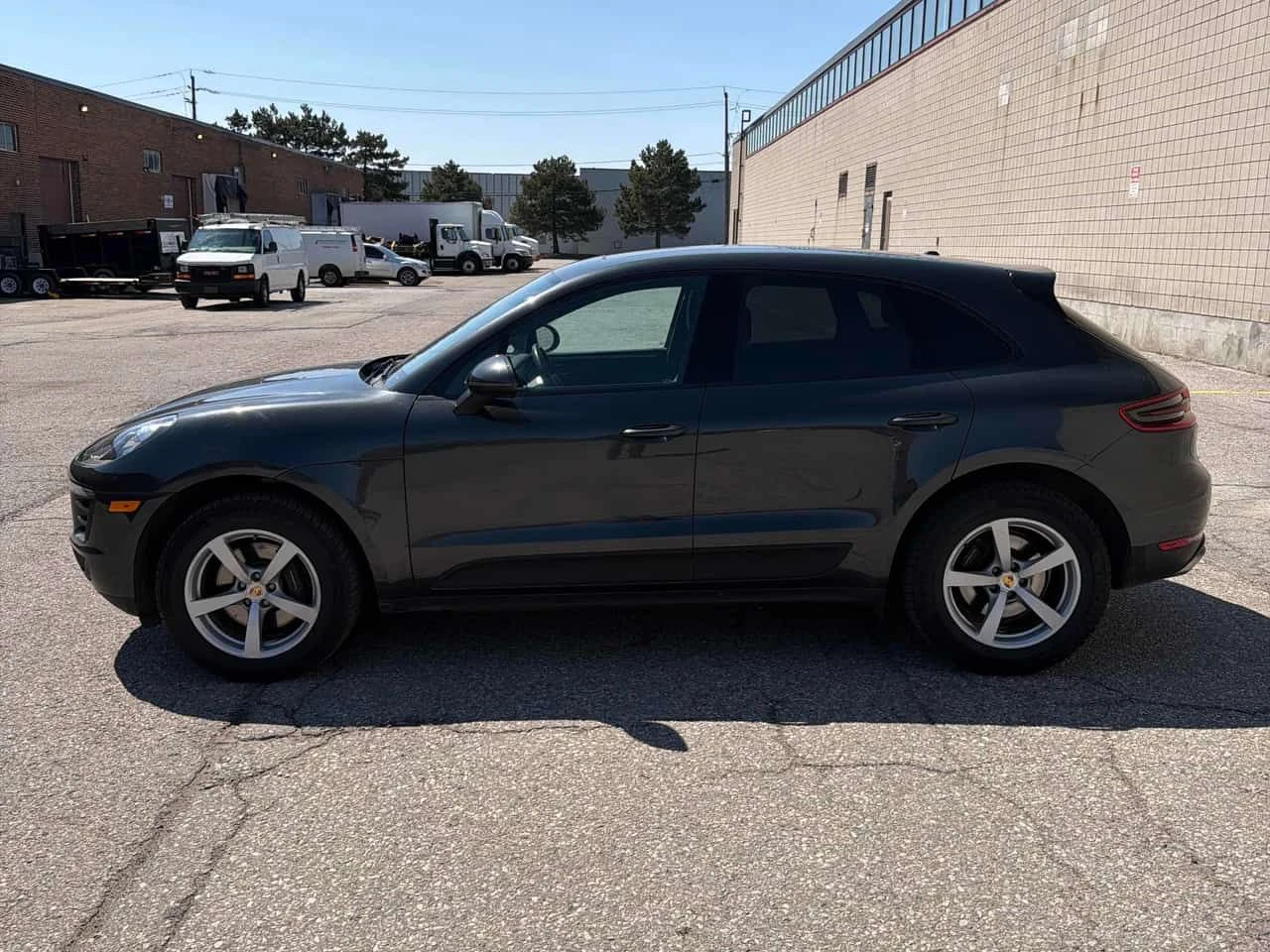 Porsche Macan AWD 4dr  CARFAX, снимка 2 - Автомобили и джипове - 54271955