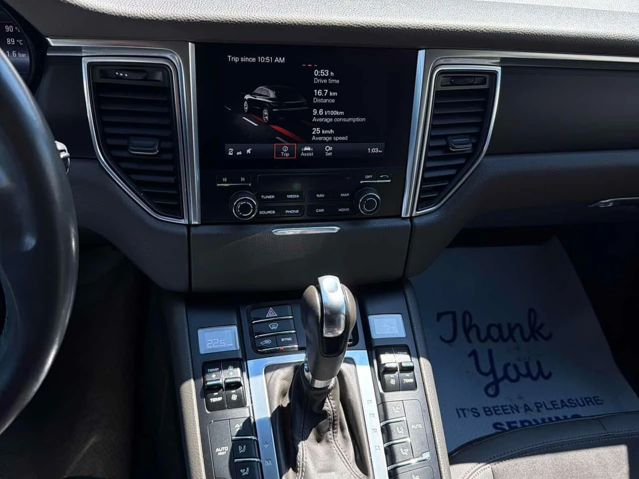 Porsche Macan AWD 4dr  CARFAX, снимка 9 - Автомобили и джипове - 54271955