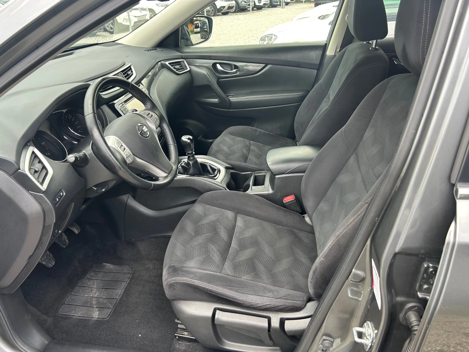Nissan X-trail 1.6DCI EURO6B, снимка 9 - Автомобили и джипове - 54513792