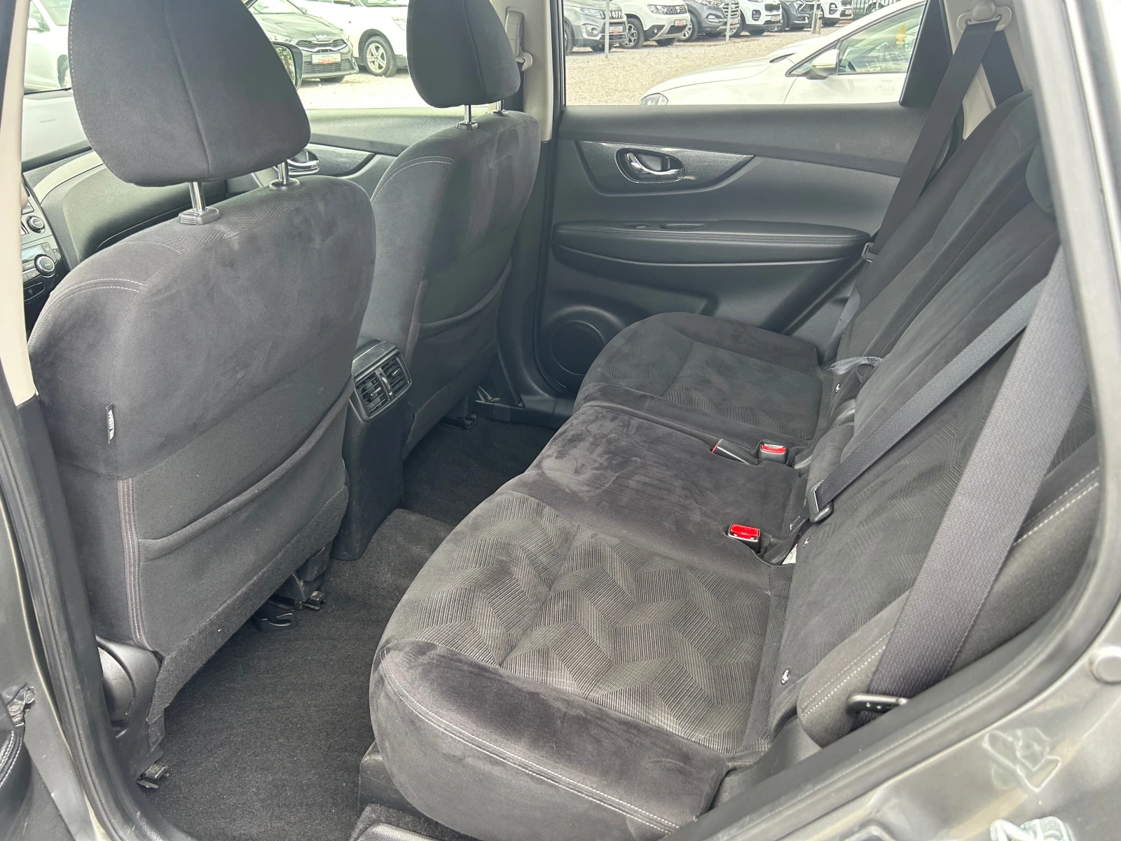 Nissan X-trail 1.6DCI EURO6B, снимка 11 - Автомобили и джипове - 54513792