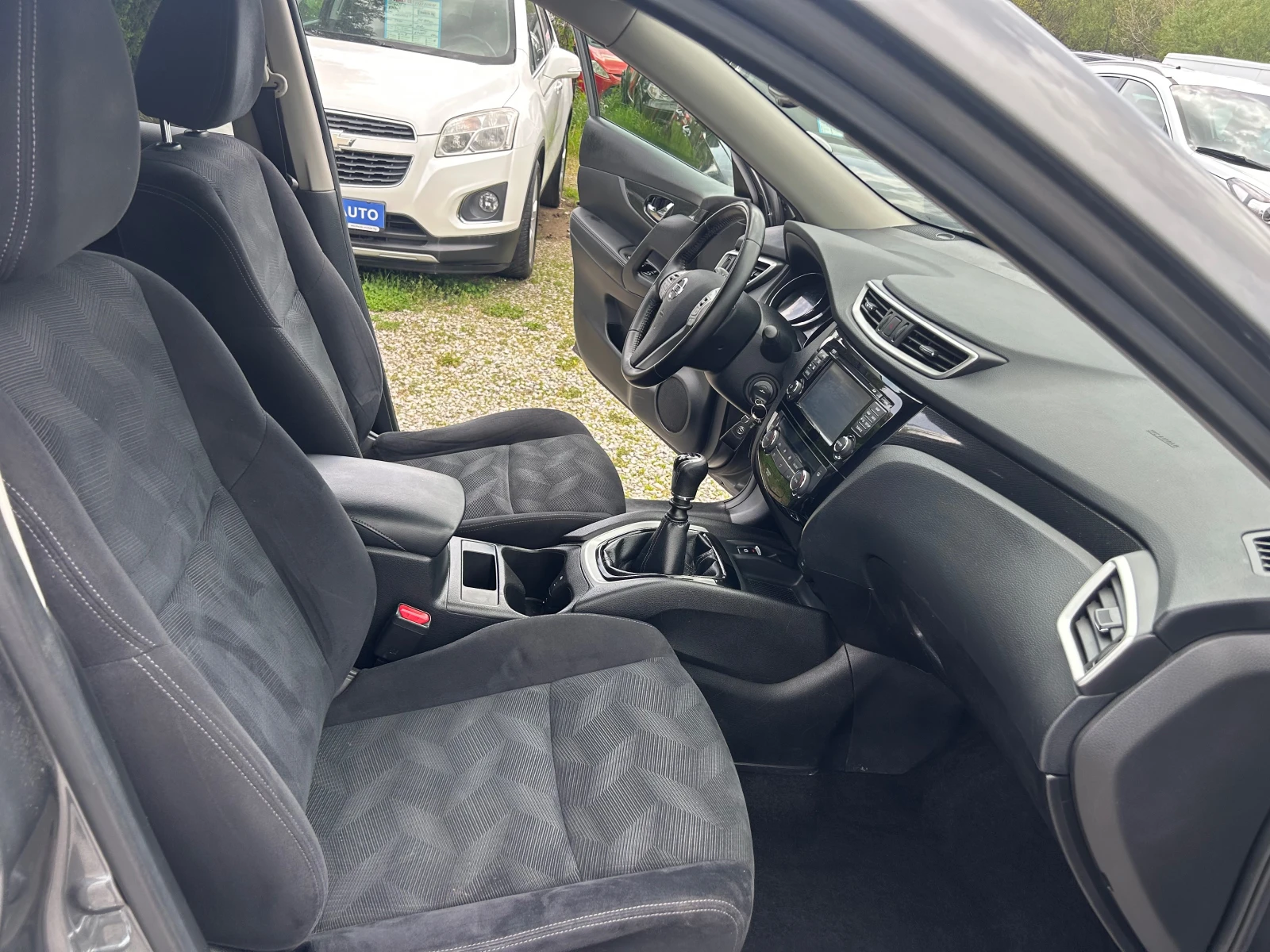Nissan X-trail 1.6DCI EURO6B, снимка 14 - Автомобили и джипове - 54513792