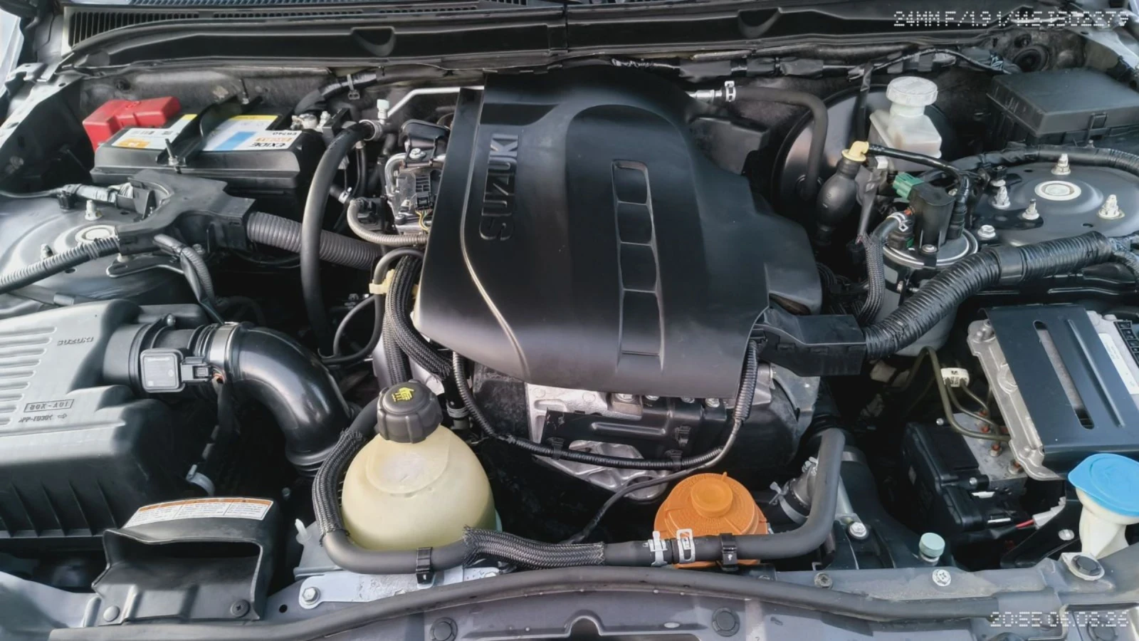 Suzuki Grand vitara 1, 9 -4Х4, снимка 13 - Автомобили и джипове - 54845641